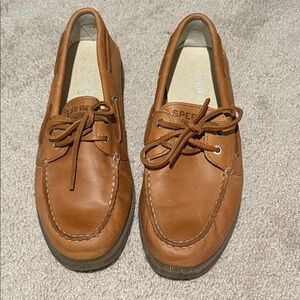 Sperry Women’s Tan Leather Boat Shoes